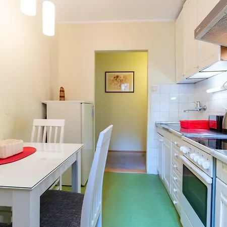 Captain's Crib * Belgrade